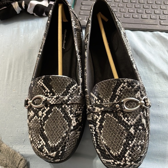 CLOUD WALKERS shoes - Picture 4 of 4